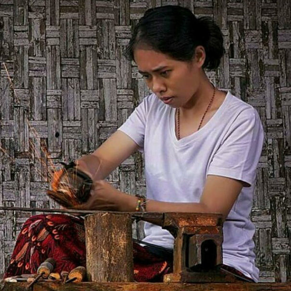 EMPU IKA ARISTA Photo